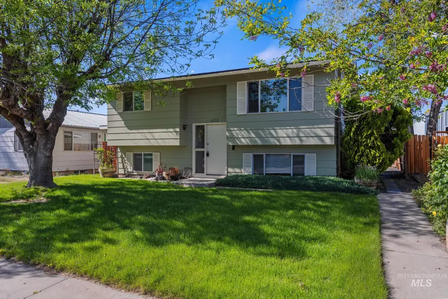 6212 W Everett St, Boise, ID 83704 - #2