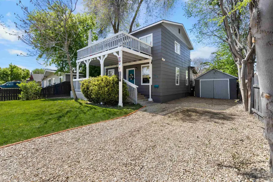 215 S Diamond St, Nampa, ID 83686 - #3