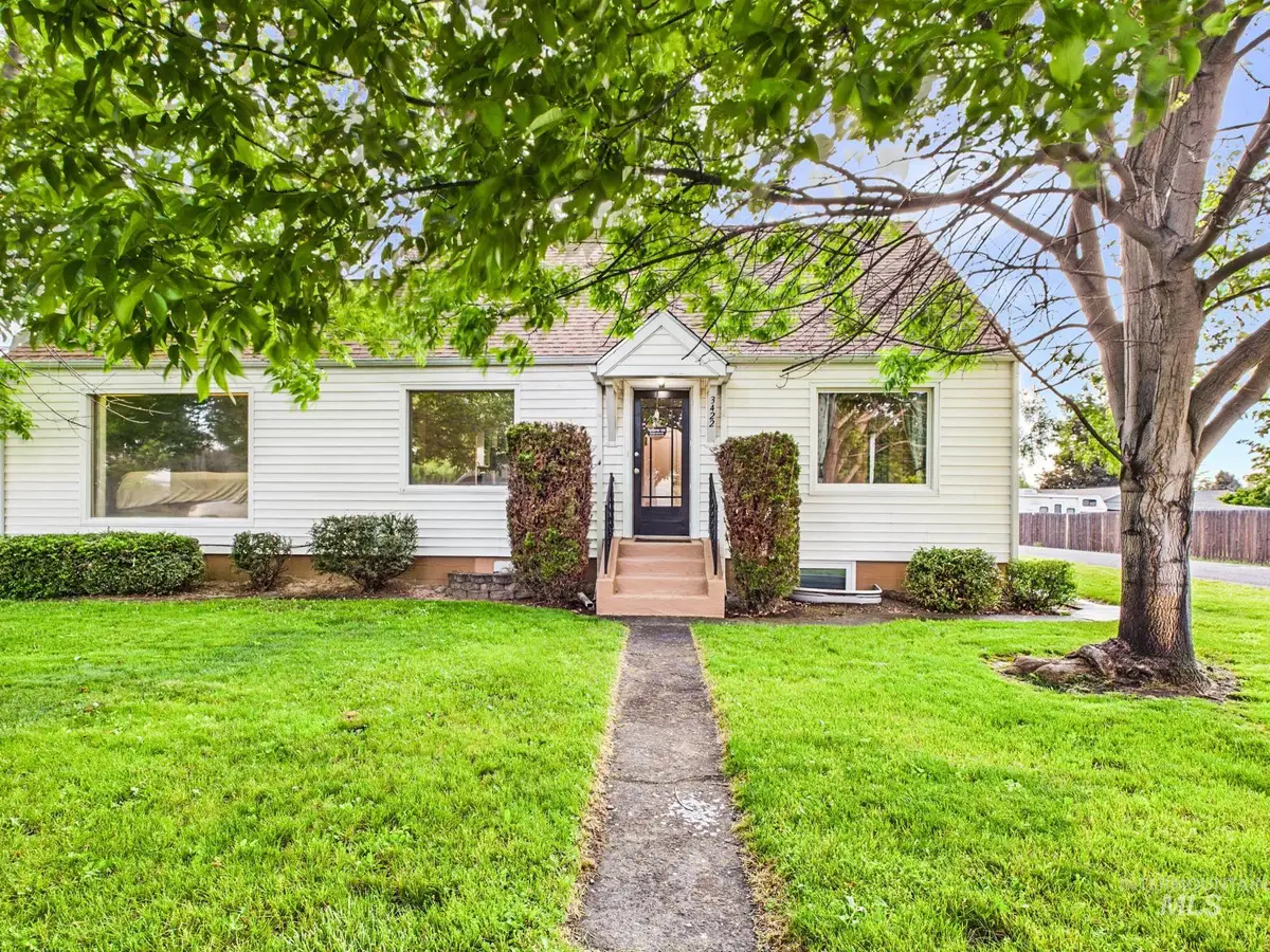 3422 6th St, Lewiston, ID 83501 - #1