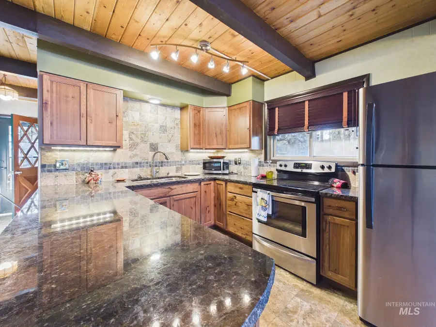4 Lem Ct, High Valley, ID 83611 - #2