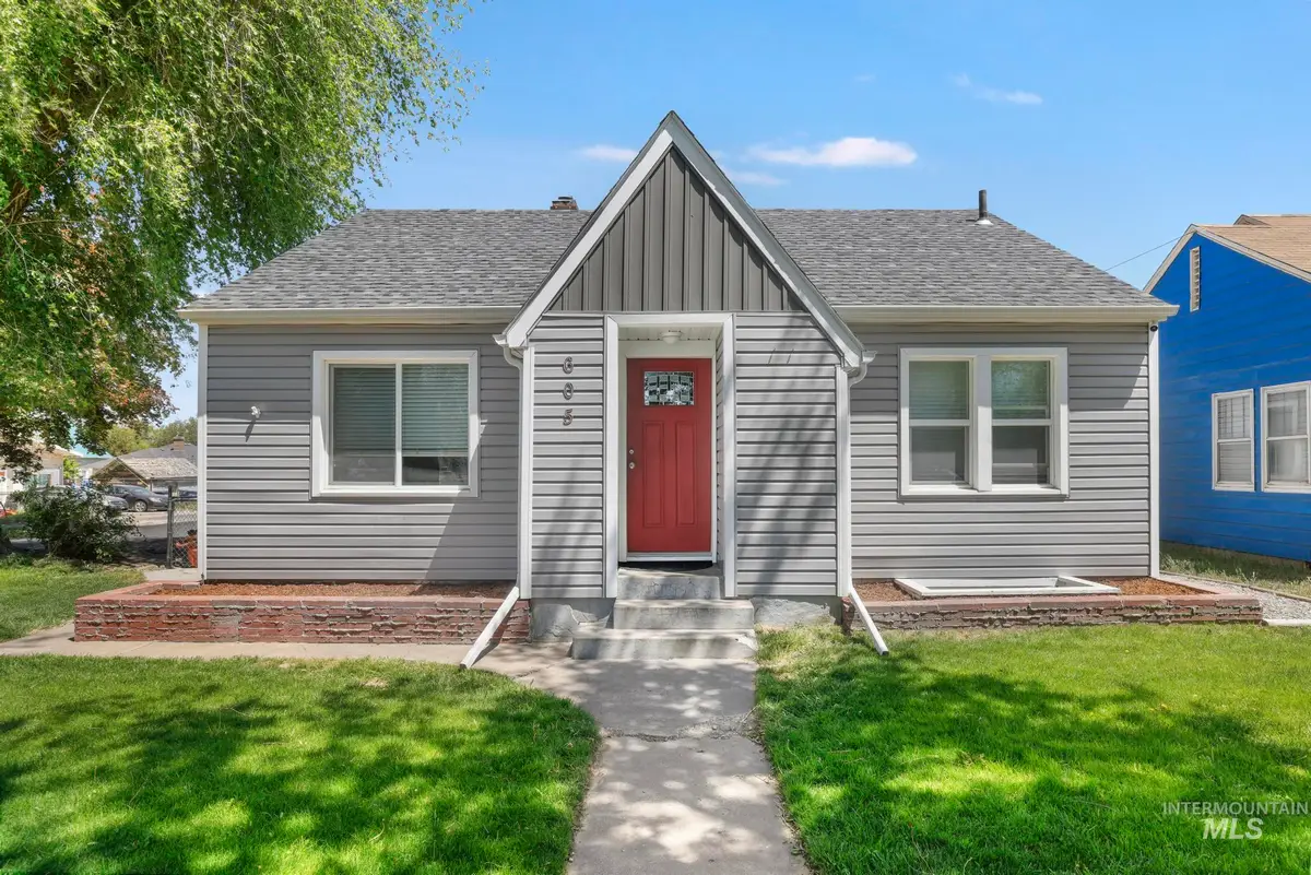 605 4th Ave E, Twin Falls, ID 83301 - #1