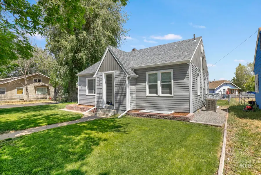 605 4th Ave E, Twin Falls, ID 83301 - #2