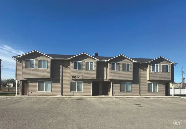 1907 E Railroad Street, Nampa, ID 83687