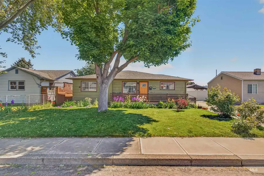 1241 5th Street, Clarkston, WA 99403 - #2