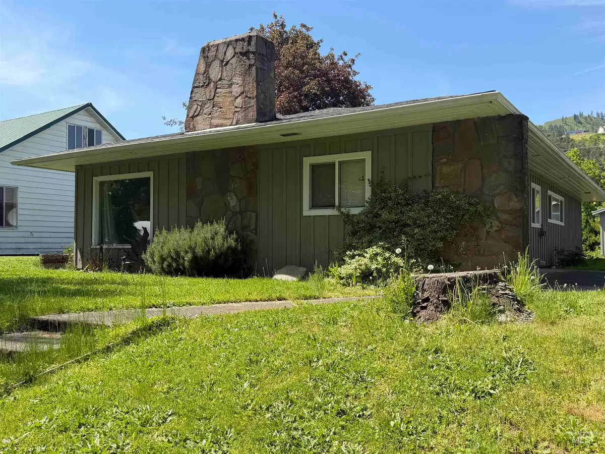 812 Maple Street, Kamiah, ID 83536 - #1