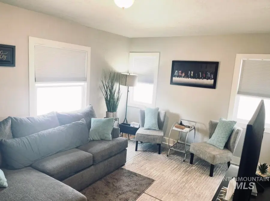 527 26th St, Lewiston, ID 83501 - #3