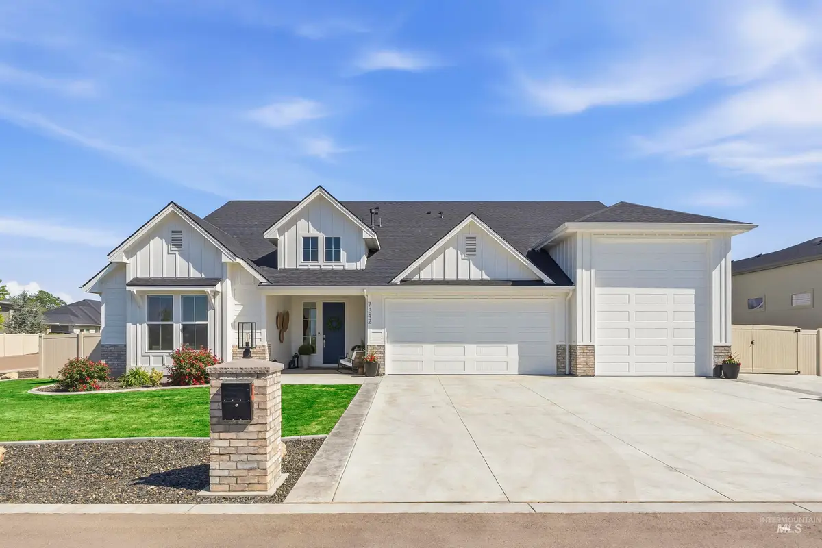 7342 E Newcastle Dr, Nampa, ID 83687 - #1