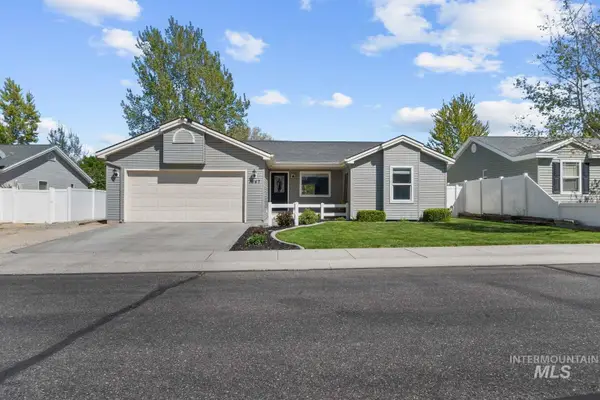 1547 Saddler St, Twin Falls, ID 83301