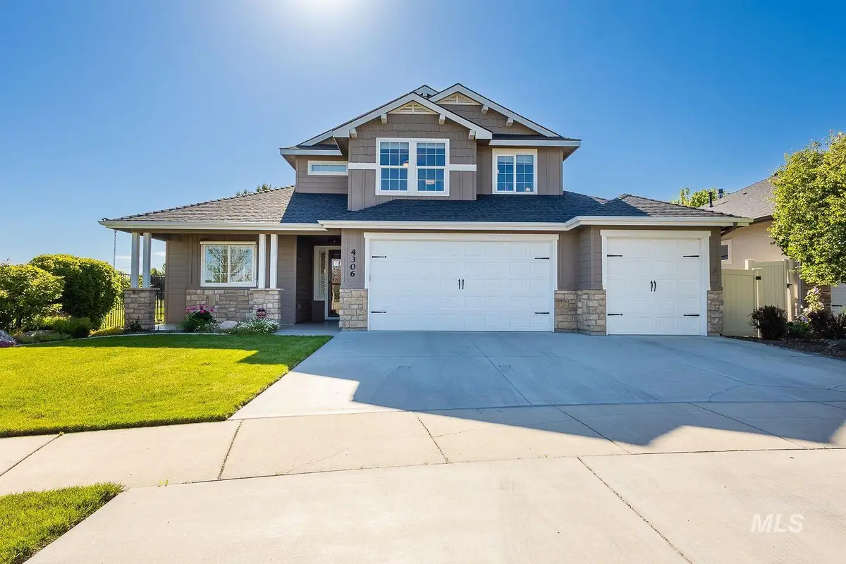 4306 S Dazzle Ave, Meridian, ID 83642 - #1