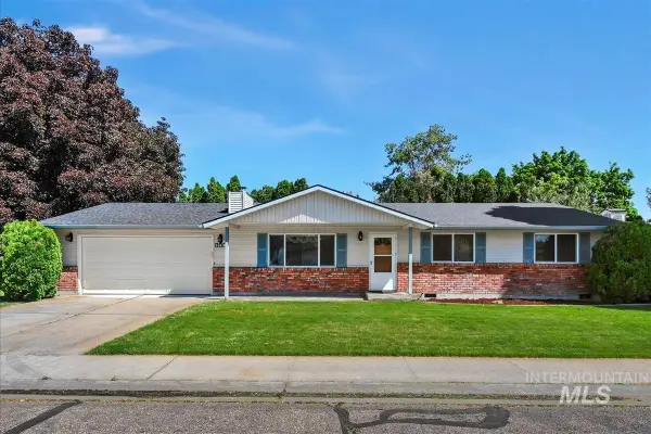580 E Amanita St, Eagle, ID 83616