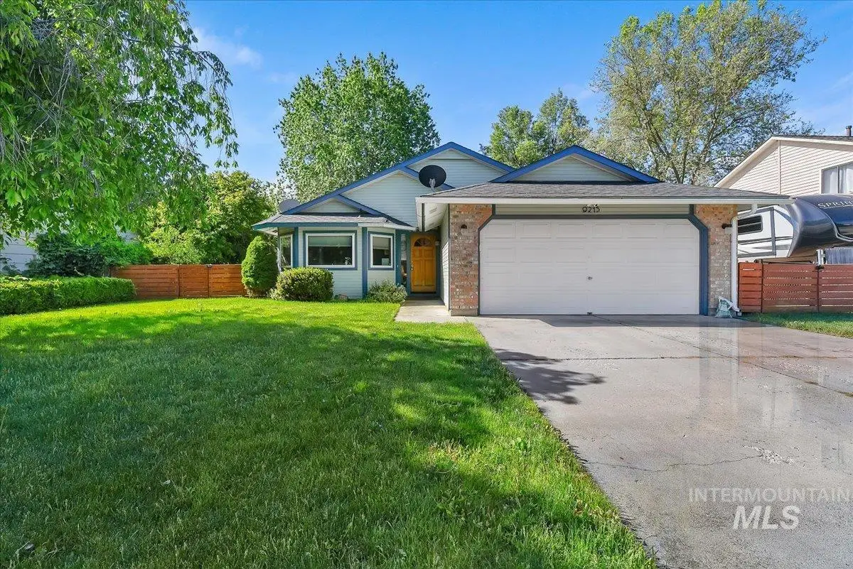 9215 W Preece St, Boise, ID 83704 - #1