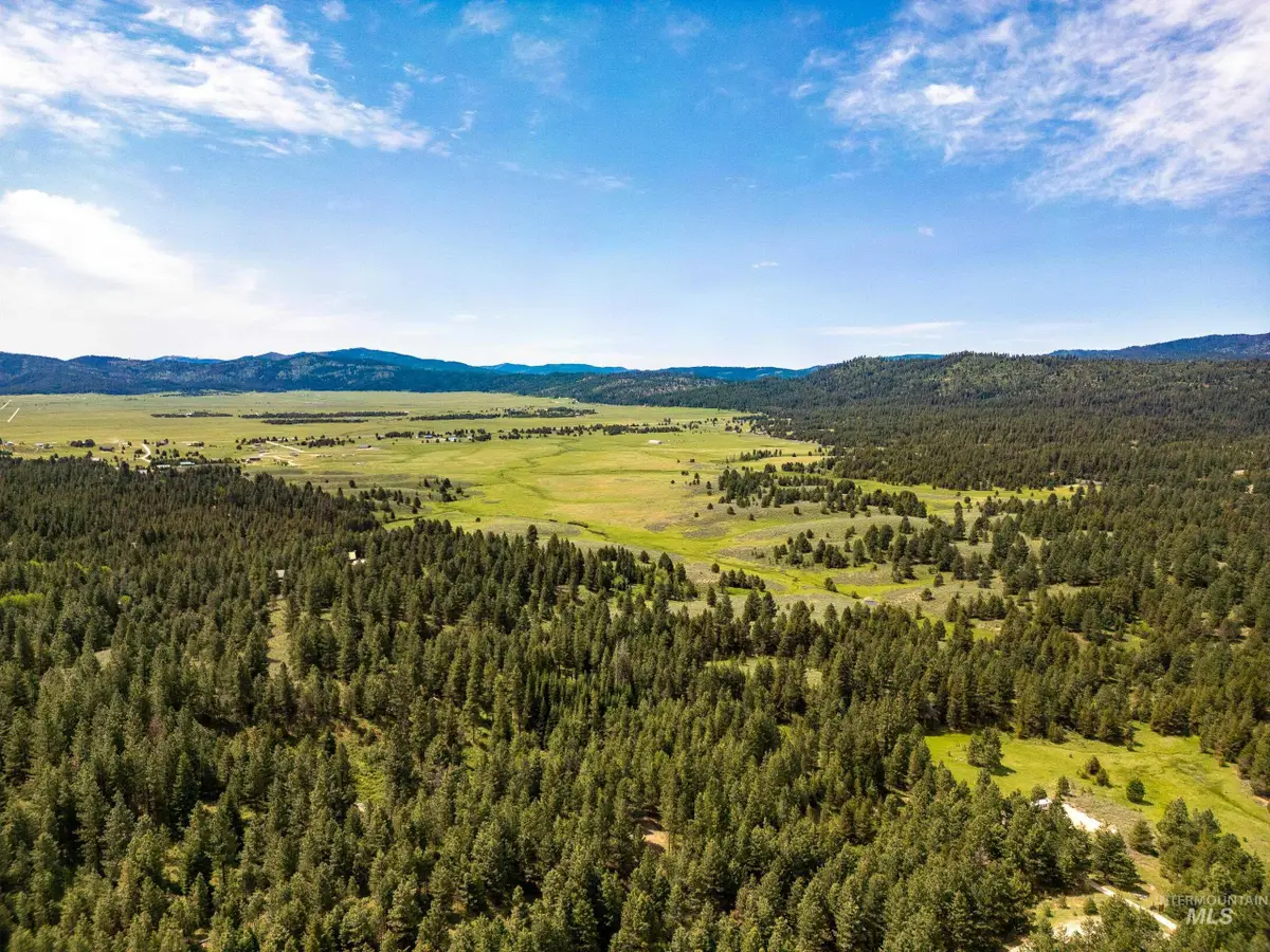 Lot 14 Block 3 Carol Court, Cascade, ID 83611 - #1