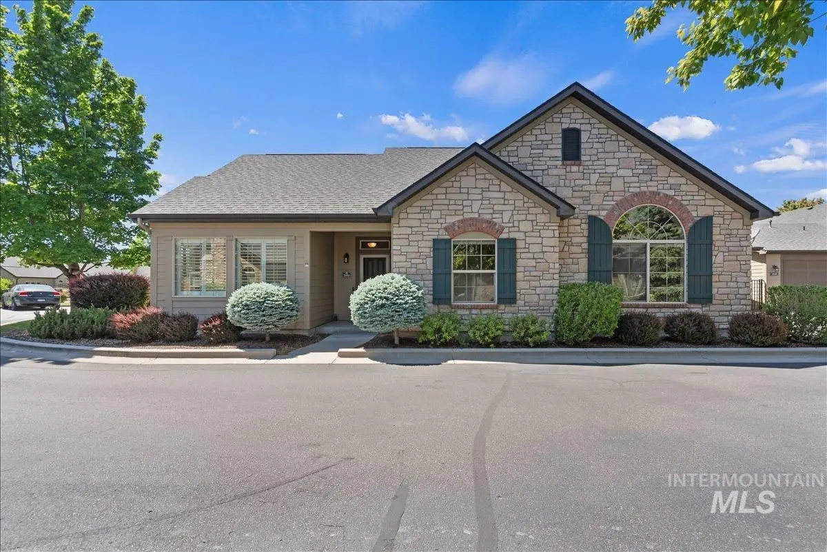 2958 N Cloverdale Rd, Boise, ID 83713 - #1