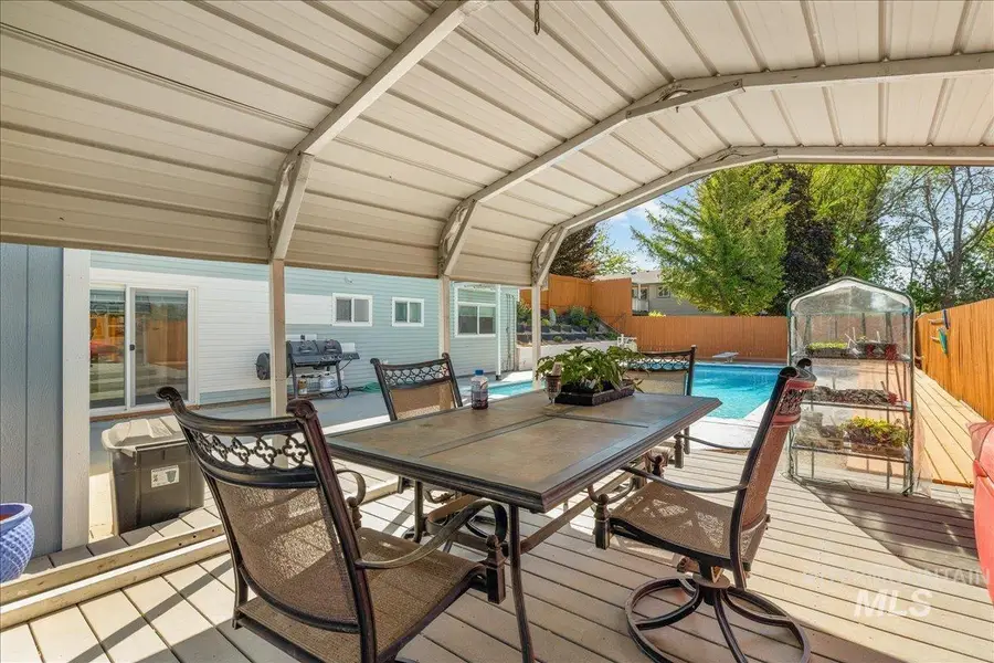 906 N 9th St, Parma, ID 83660 - #2