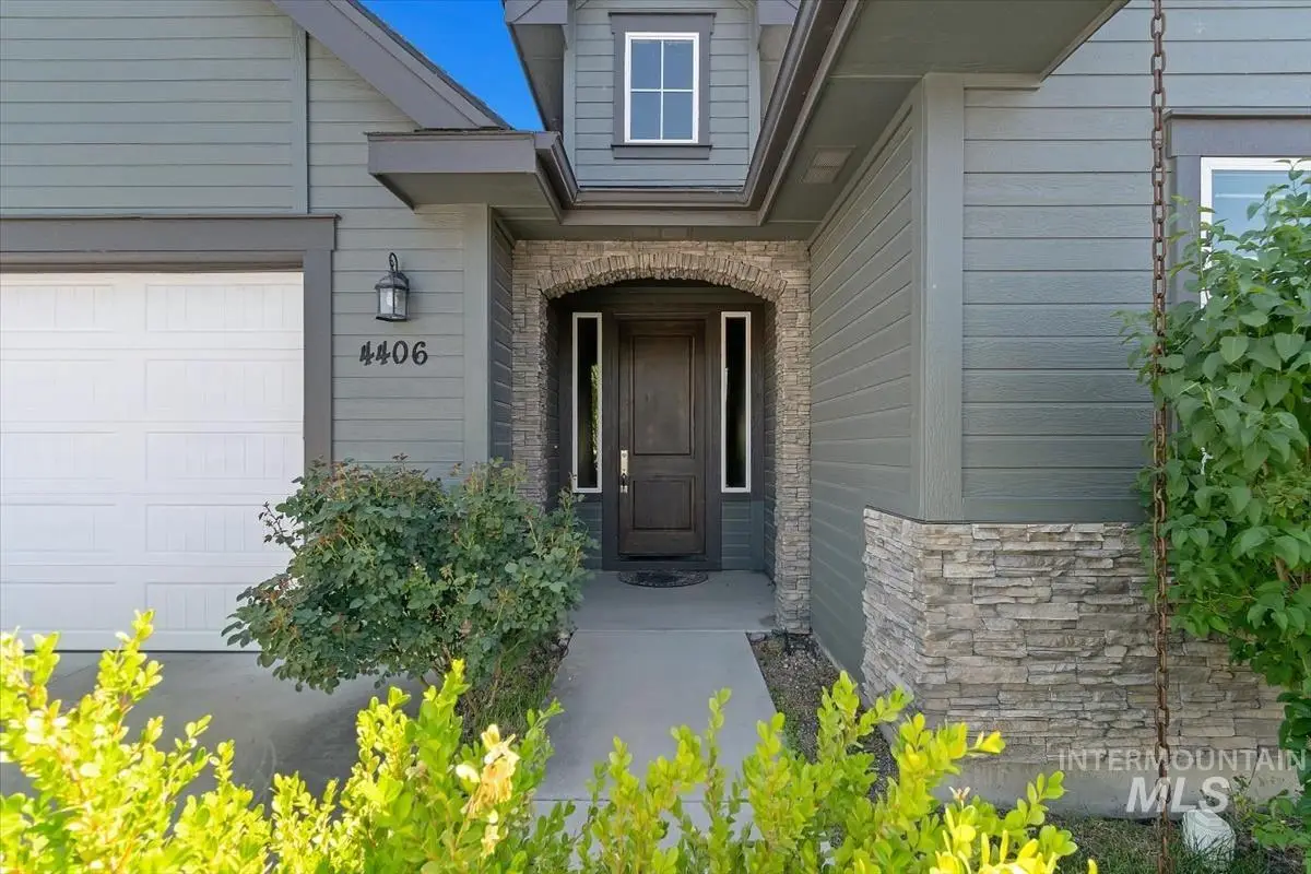 4406 S Lava Springs Loop, Nampa, ID 83686 - #1