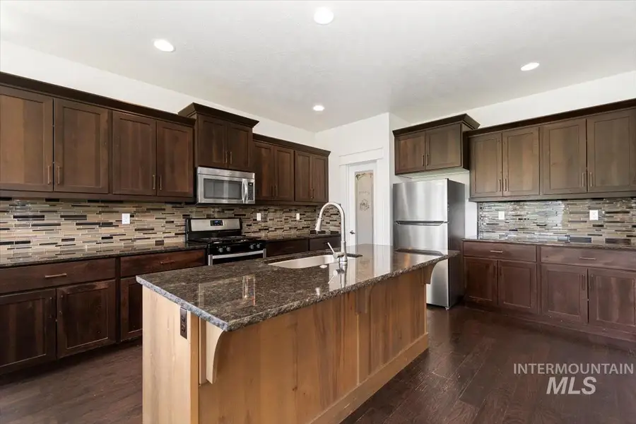 4406 S Lava Springs Loop, Nampa, ID 83686 - #3