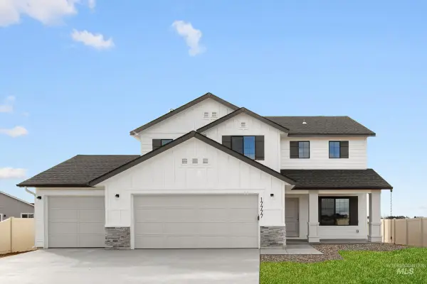 6516 W Plateau Creek Dr, Meridian, ID 83646