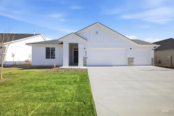 7140 E Marble Springs Dr, Nampa, ID 83687