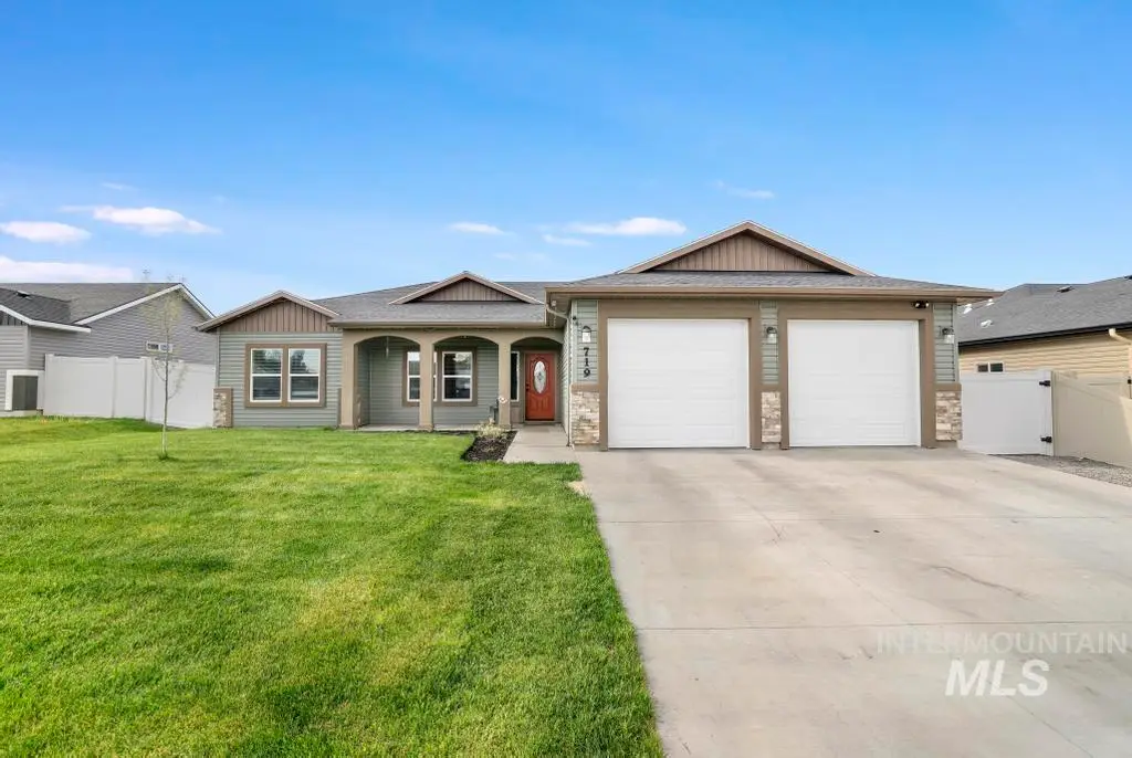 719 E Avenue J, Jerome, ID 83338 - #1