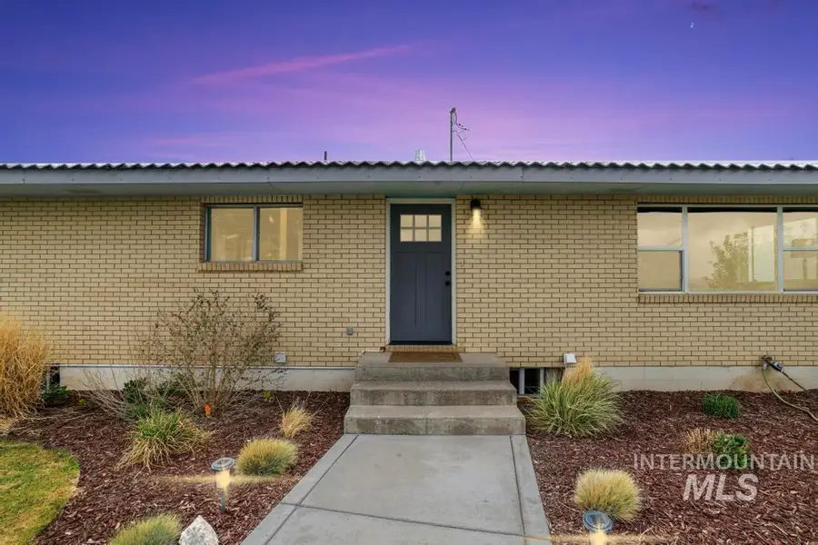294 S 100 W, Burley, ID 83318 - #3