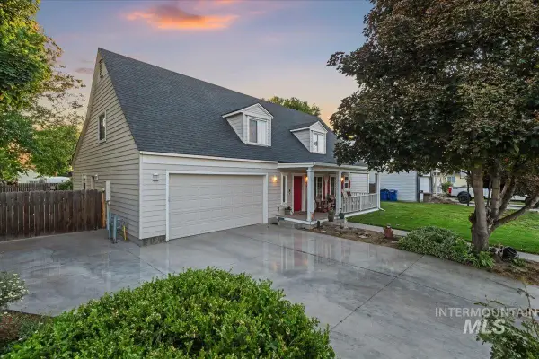 209 Crimson Circle W, Fruitland, ID 83619