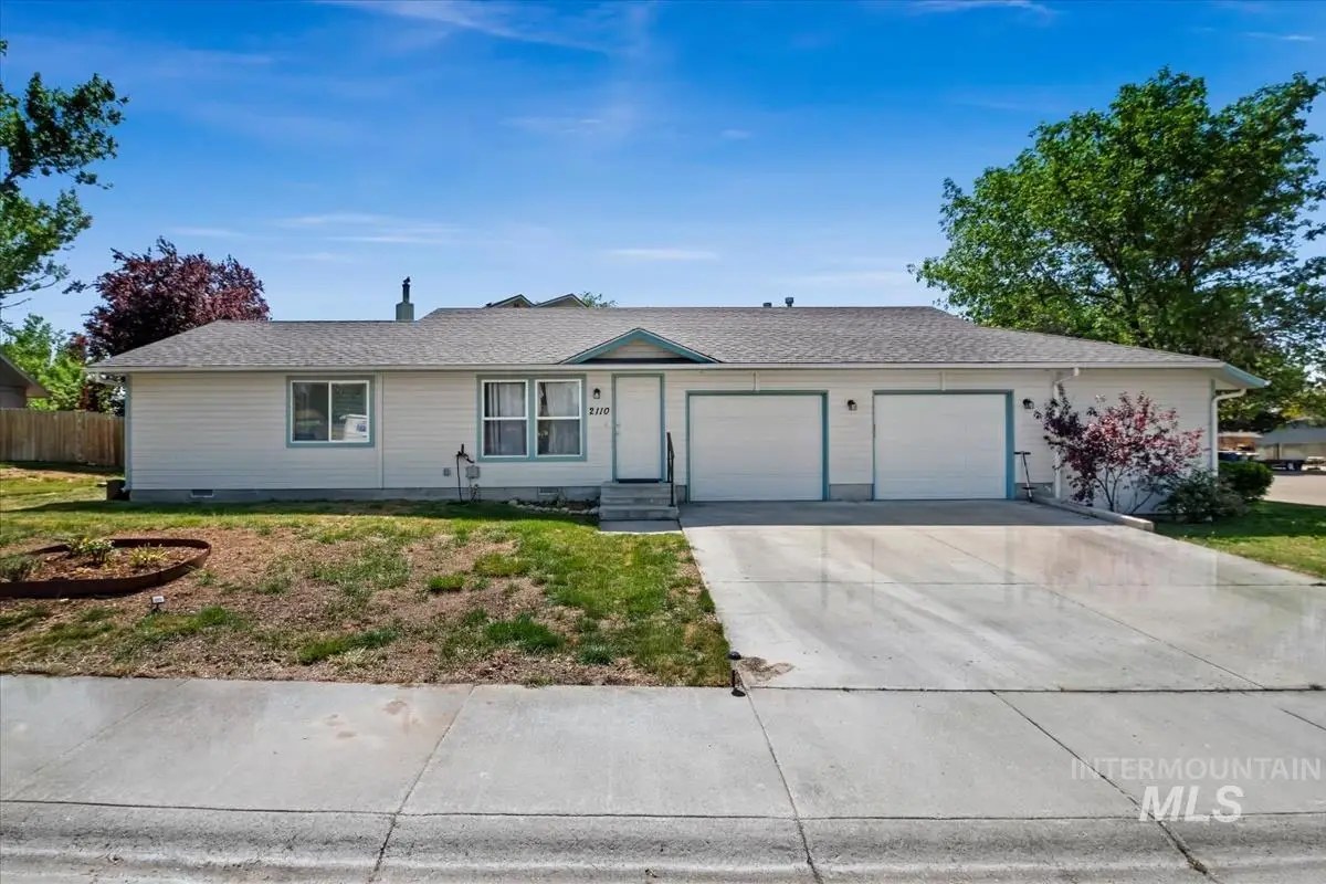 2110/2112 S Juniper St, Nampa, ID 83686 - #1