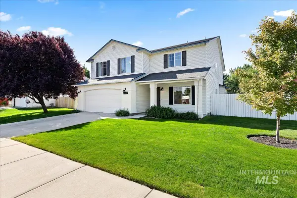 4687 W Blue Creek Ct, Meridian, ID 83642