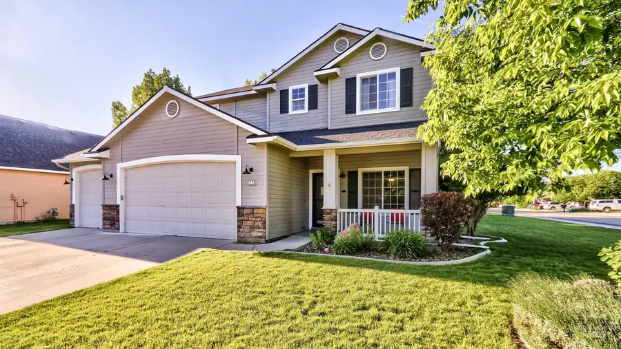 238 E E Moskee Street, Meridian, ID 83646 - #2