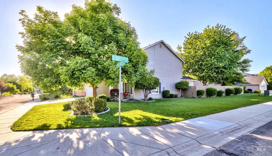 238 E E Moskee Street, Meridian, ID 83646 - #3