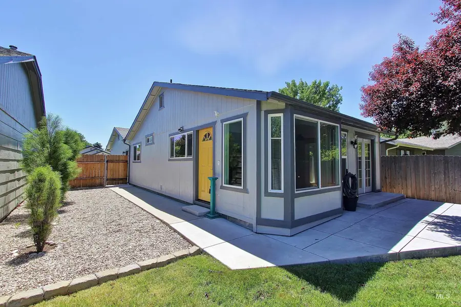 6924 W Gillis Dr, Boise, ID 83714 - #2