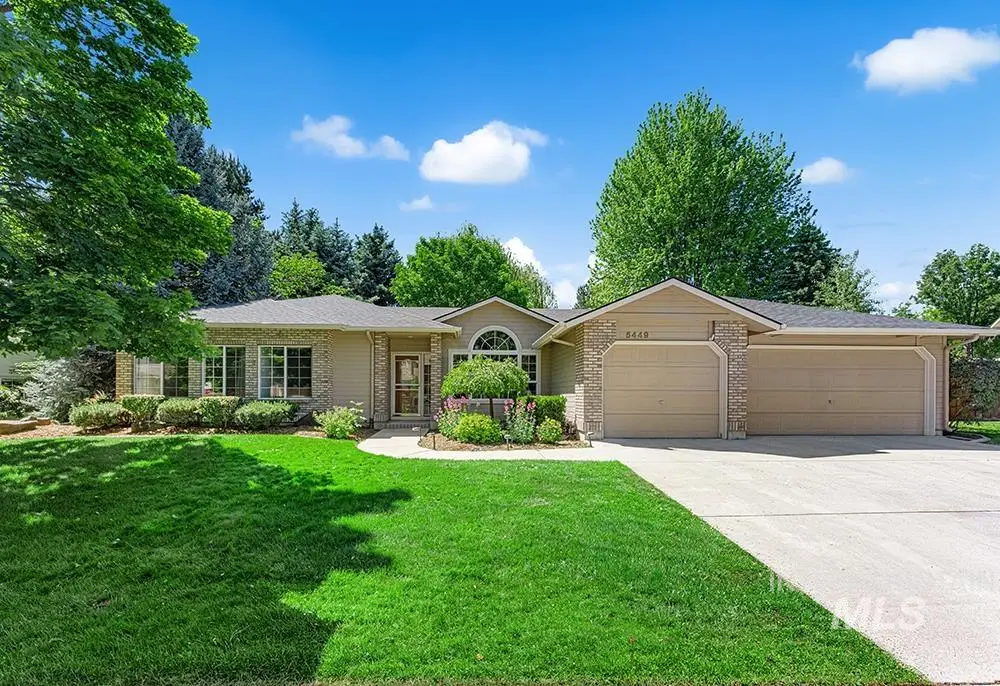5449 S Broadwing Way, Boise, ID 83716 - #1