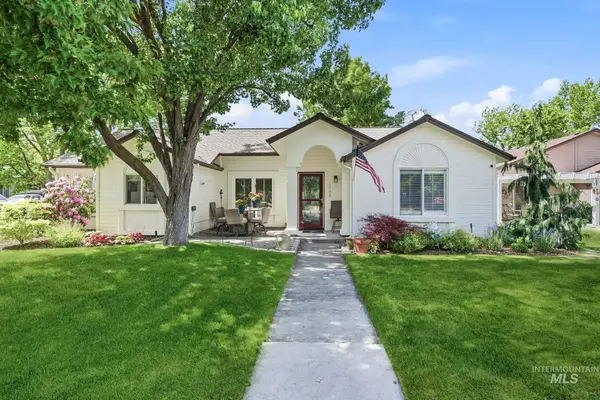 5562 Beachfront Lane, Boise, ID 83703