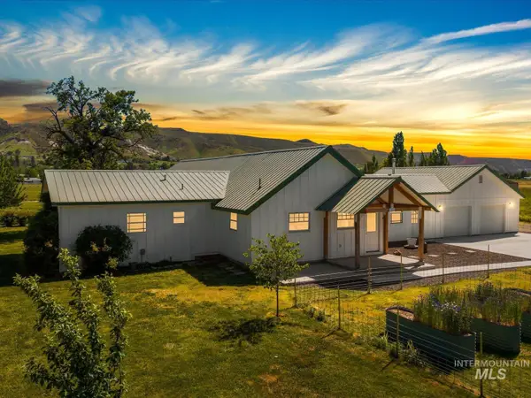 999 E. Sales Yard Rd, Emmett, ID 83617