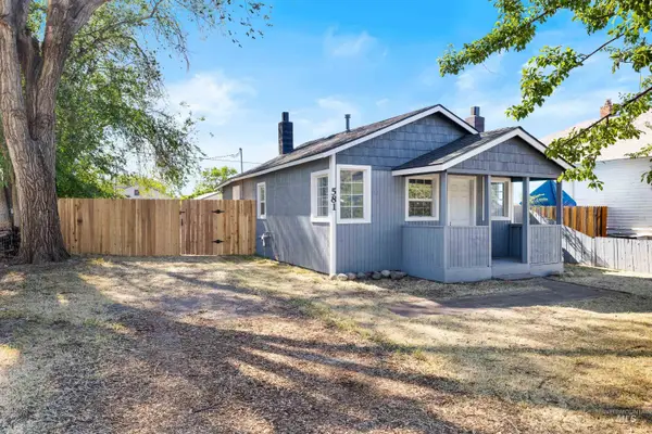581 Adams St, Twin Falls, ID 83301