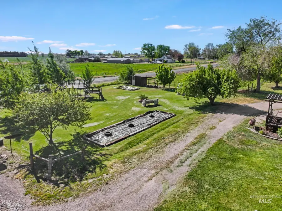 1617 9th Ave E, Gooding, ID 83330 - #3