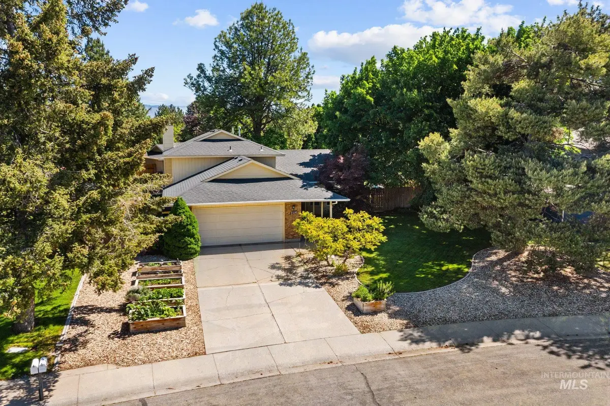 7114 W Chilacot Dr, Boise, ID 83709 - #1
