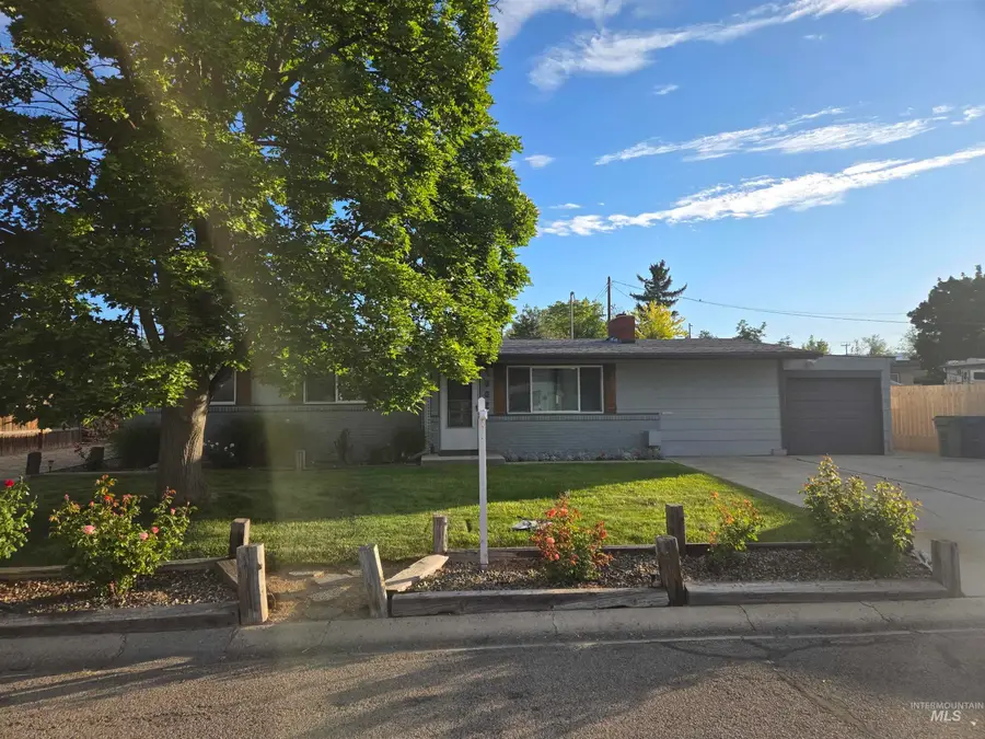 4002 W Normandie Dr., Boise, ID 83705 - #3