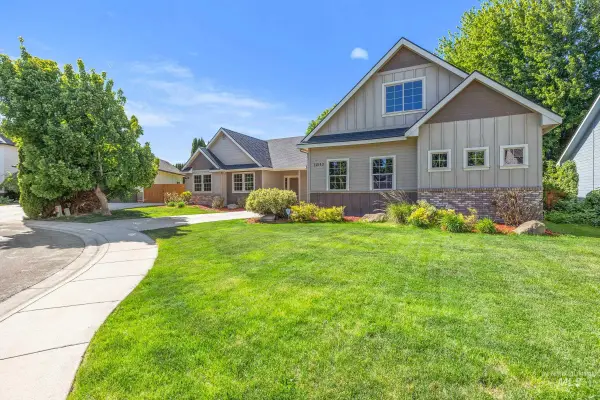 11543 W Wagon Pass Ct, Boise, ID 83709