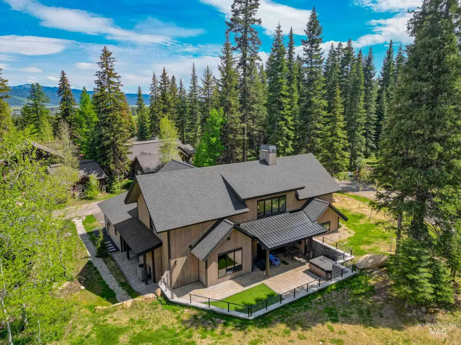 100 Sugarloaf Place, Donnelly, ID 83615 - #3