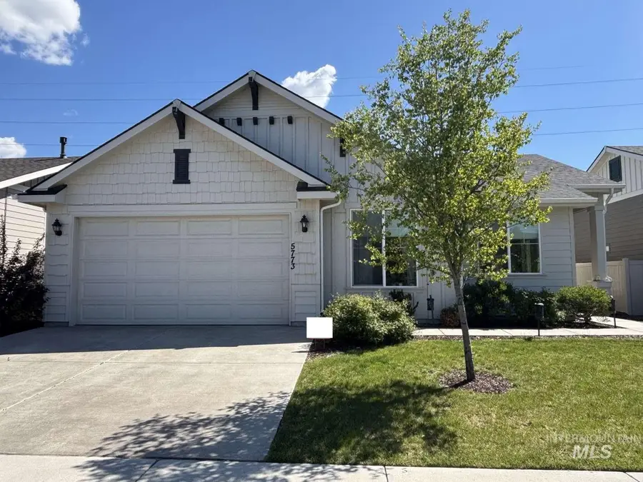 5773 W Riva Capri St, Meridian, ID 83646 - #2