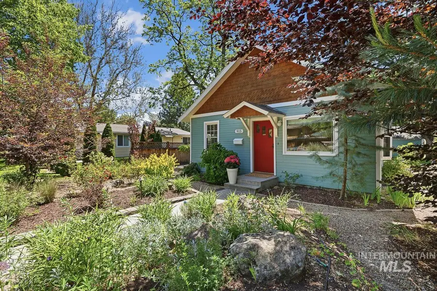 915 E Krall St, Boise, ID 83712 - #3