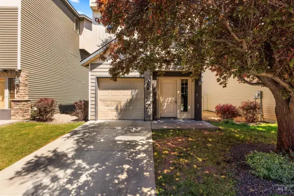 566 Pine Island Lane, Boise, ID 83709