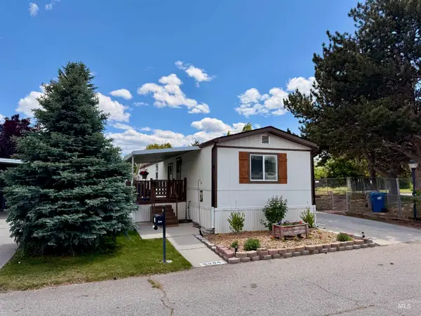 5244 N North Glen Ln, Boise, ID 83714