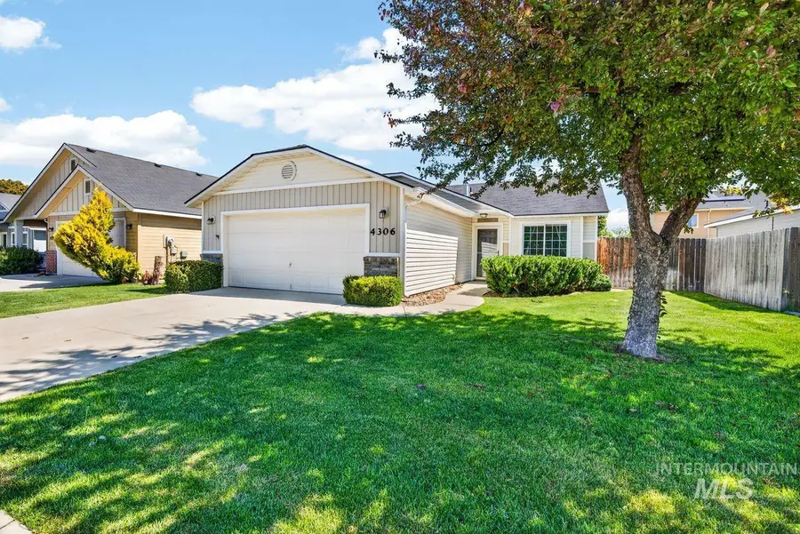 4306 S Glenmere Way, Meridian, ID 83642 - #3