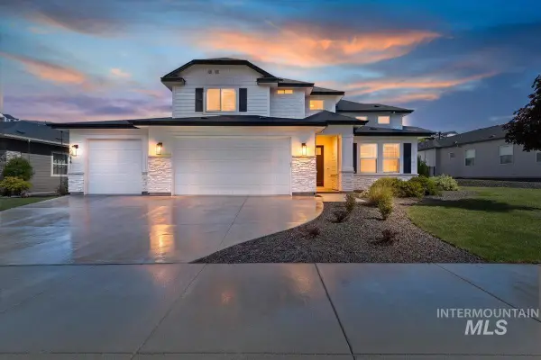 5944 E Hootowl Dr, Boise, ID 83716