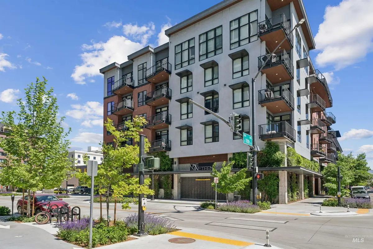 119 S 10th Street #307, Boise, ID 83702 - #1