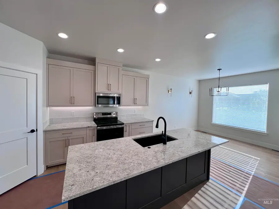 533/535 Irene St, Kimberly, ID 83341 - #3