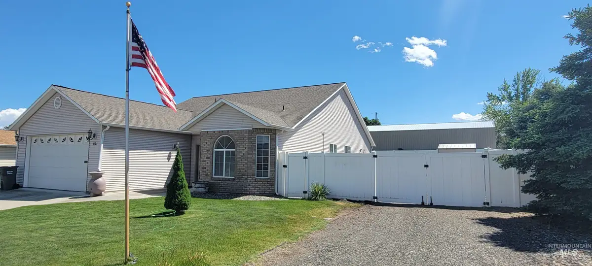 1121 Liberty Circle, Clarkston, WA 99403 - #1