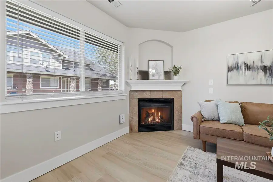 9965 Rosecroft Ct. #102, Boise, ID 83704 - #2