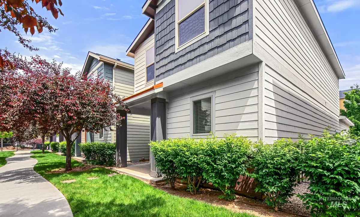 2663 W Malad St, Boise, ID 83705 - #1